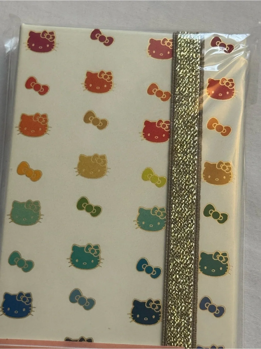 Hello Kitty compact hello